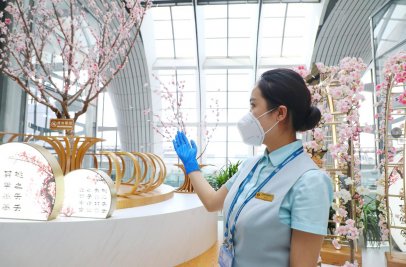 大兴机场航站楼提供免费游览服务 每日可预约3000人