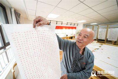 手抄党章 重温党史！六旬老党员把党章写成艺术品