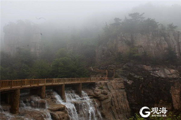 雨后崂山北九水：云雾缥缈飞瀑再现