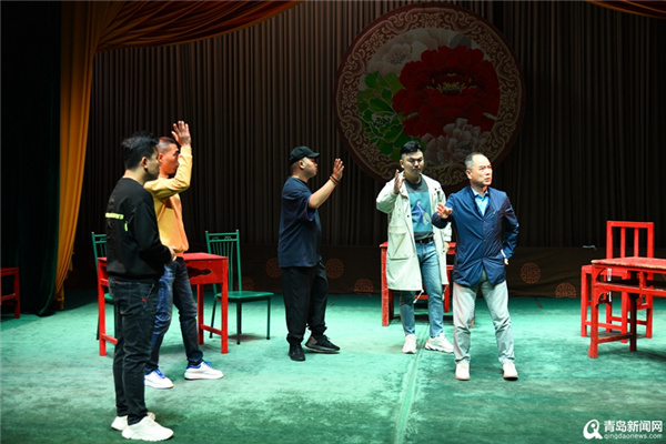 京剧名家现场指导 青岛京剧院《吕布与貂蝉》6月4日上演