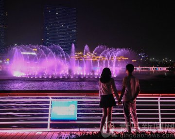 美轮美奂 青岛西海岸城市阳台音乐水景秀今夏演出季开启