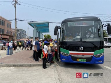 端午假期青岛公交持续火爆 温馨巴士累计运送乘客近90万人次