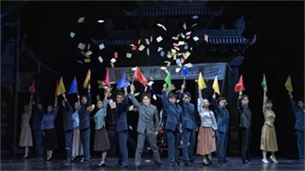 中戏实验剧团年轻团队创排音乐剧《家》