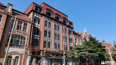 <b>青岛百年＂红房子＂正式亮相 将打造成文旅综合体</b>