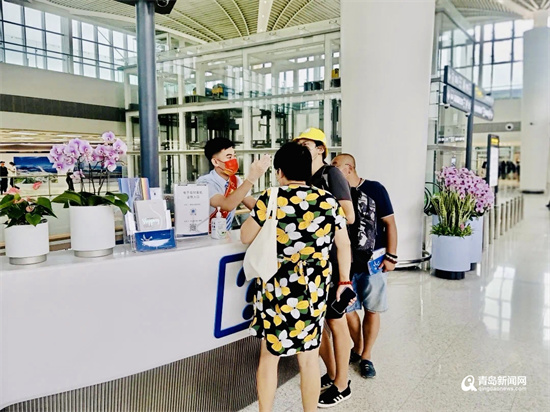 定制服务引导网 青岛胶东机场铸增真情服务的温度与厚度