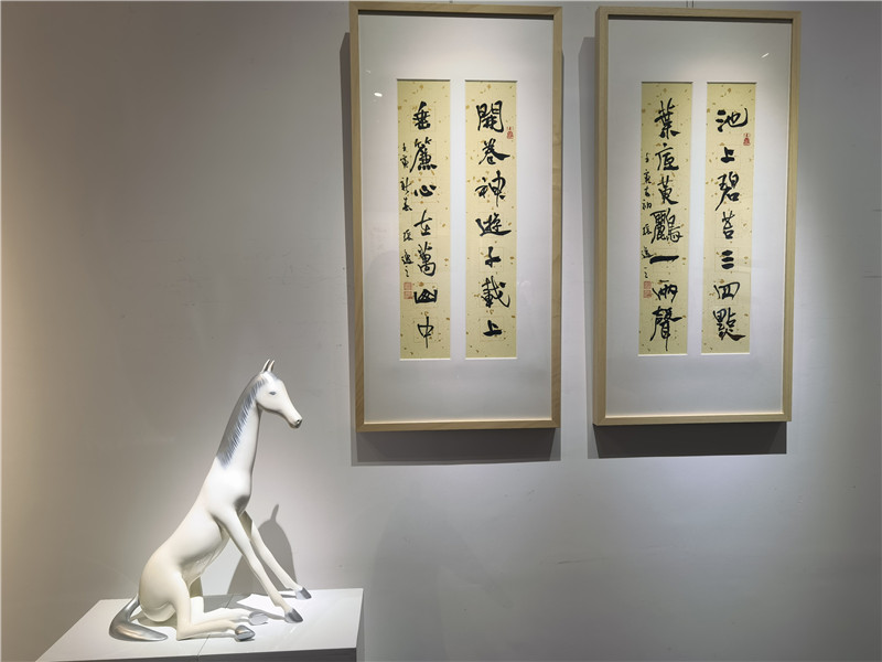 <b>“与物为春”宋文京 张逸之 于晓君三人书画展在青开幕</b>