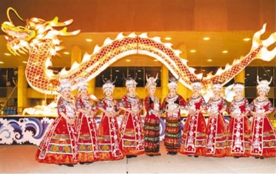 多伦多龙文化节：展示中华文化的亮丽名片