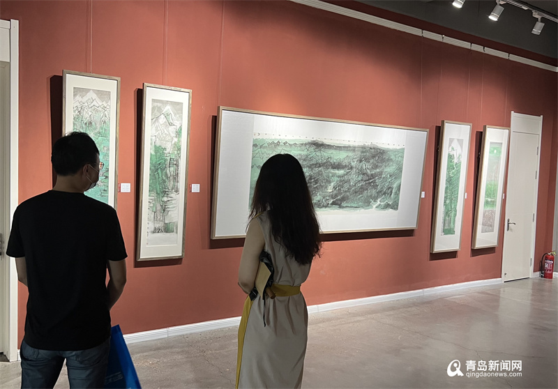 兴会烟霞——周石峰山水画展在青岛澜湾美术馆开展