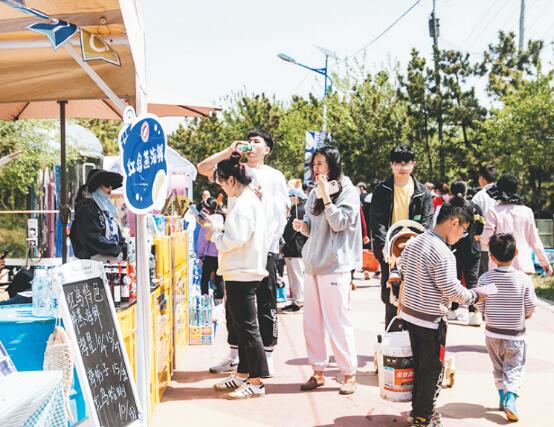 与文旅资源不断融合 青岛市集演绎新商业