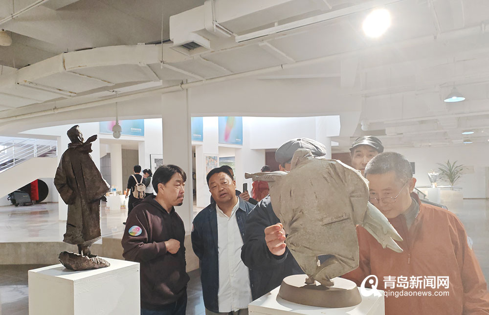 共赴青蓝之约 鲁迅美术学院师生优秀美术作品展在青岛市雕塑馆开展