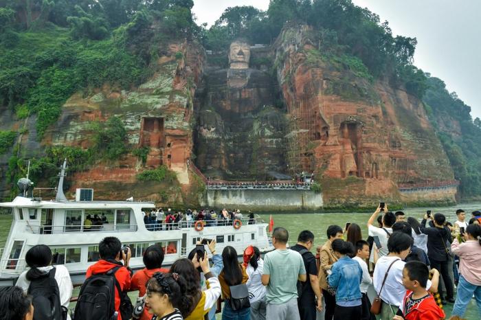 四川乐山：纪念大佛开凿1310年文旅活动启幕