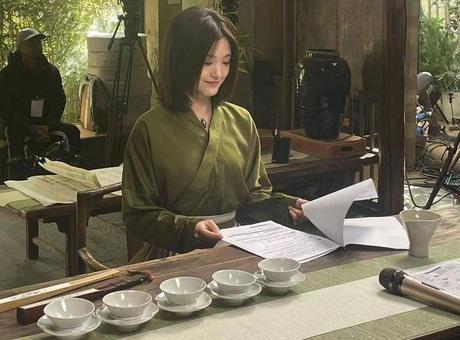 “全网最冷门专业”女孩创业 用甲骨文讲述商朝故事