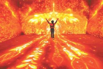 三星堆文物在光影中“活”起来