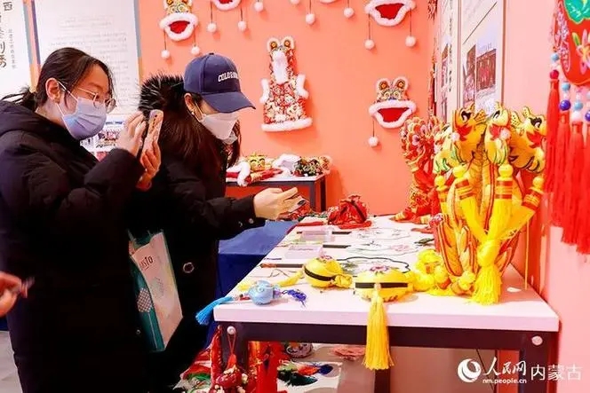 为世界文化贡献中国色彩 我国共有各级非遗代表性项目超10万项