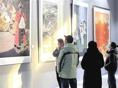 303幅工笔画作品震撼亮相 第四届现代工笔画大展在青开幕