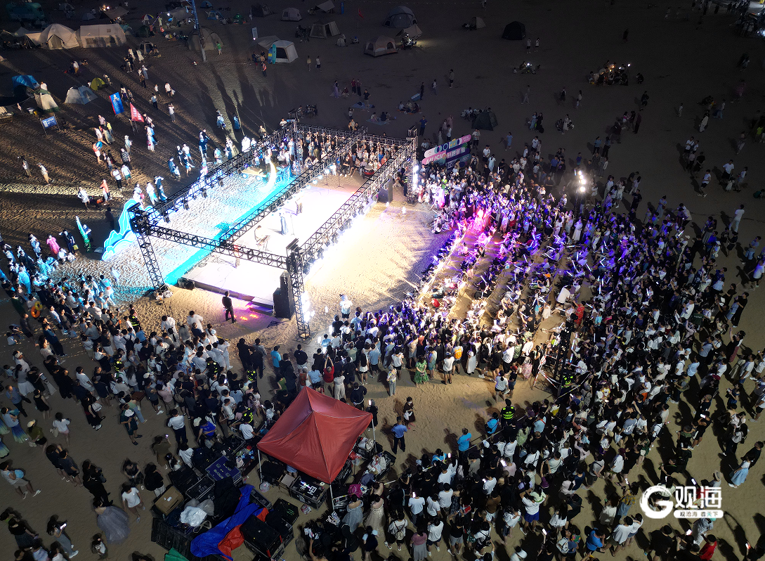 2025石老人沙滩音乐季璀璨启幕，浪漫海岸线奏响夏日狂想曲