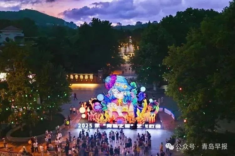 一场夏夜灯会，如何照亮城市新IP？