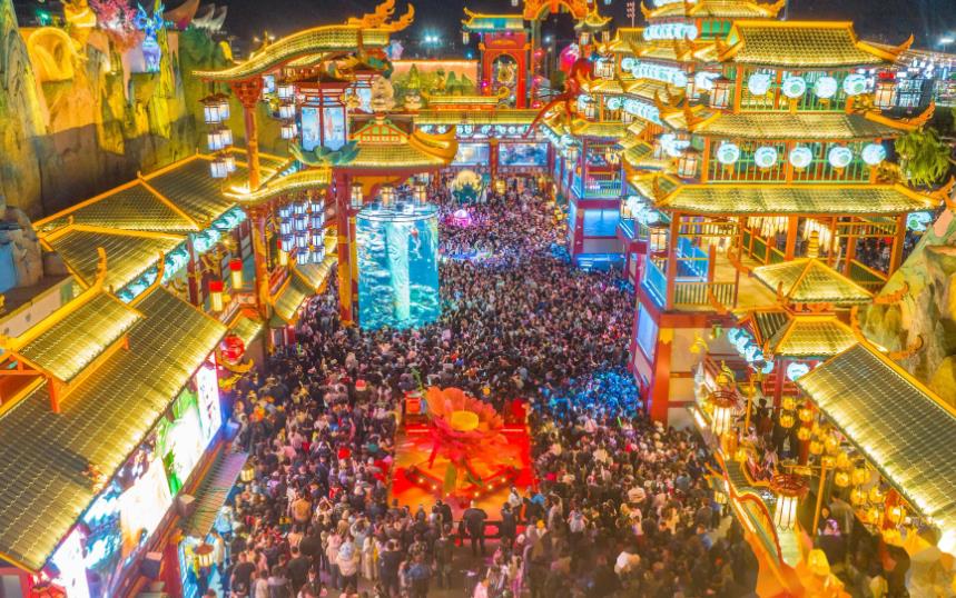 文旅场景“上新”，“点亮”青岛夏夜