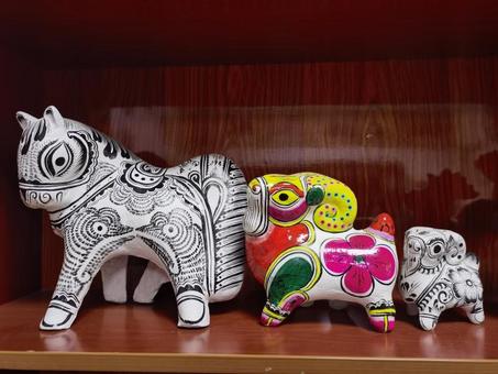 陕西：政策护航青年“守艺人”返乡创业