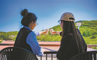 <b>青岛乡村咖啡屋：慢下你的脚步</b>