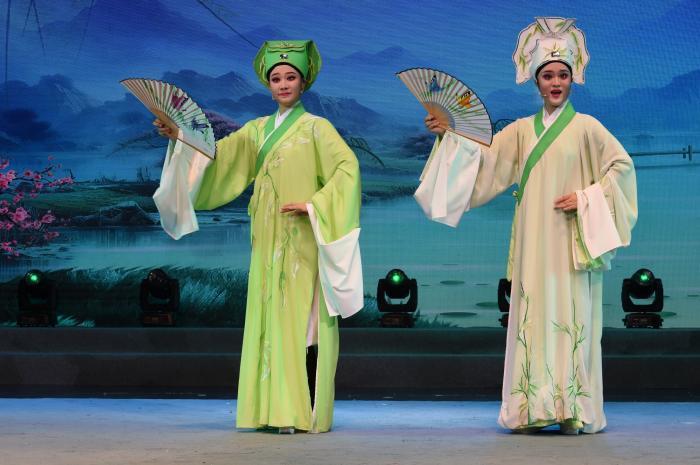 政策托举+青春破圈 “00后”主演让百年锡剧“潮”起来