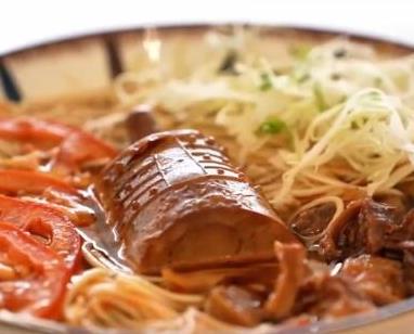 “甲骨文面”“司母戊鼎米饭”“编钟牛肉面”火出圈 创意激活文化消费新潮