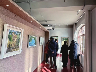 “风从海上来”青岛市高校女油画教师作品展启幕