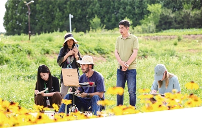 <font color='red'>青岛</font>即墨：文艺之花绽放