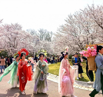 多业态融合为<font color='red'>青岛</font>文旅消