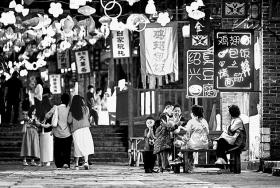 夏日消费市场活力持续释放