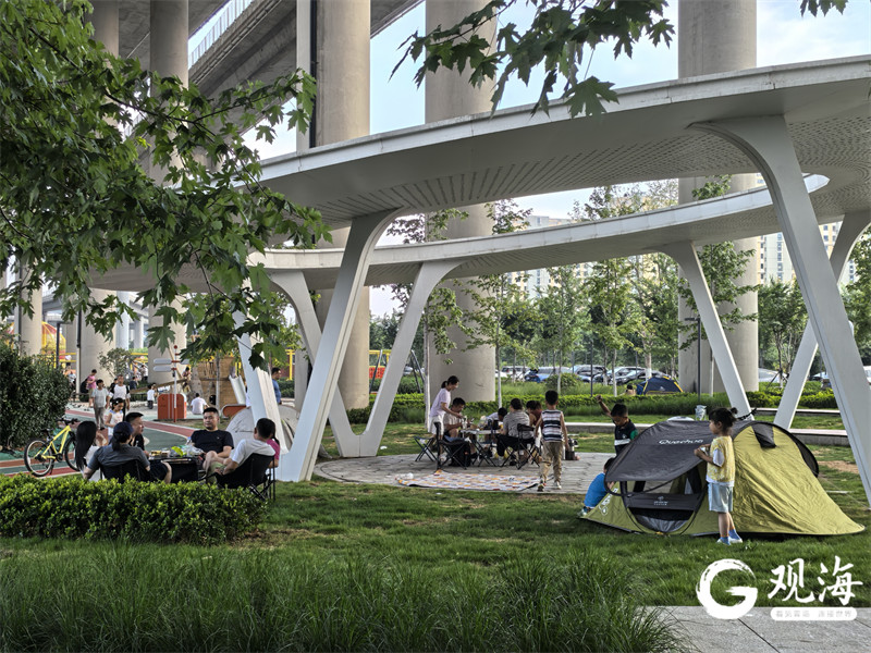 运动、文化、科普等消费场景持续丰富 青岛城市公园渐成市民“