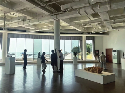 从老城区美术馆到海边雕塑园 青岛多个展览等你打卡